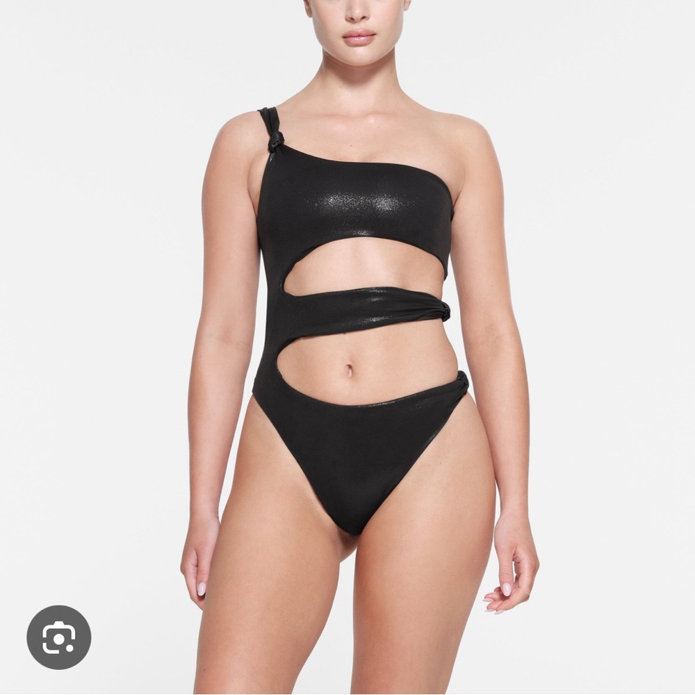 NWT SKIMS Liquid Shine Black Monokini Small